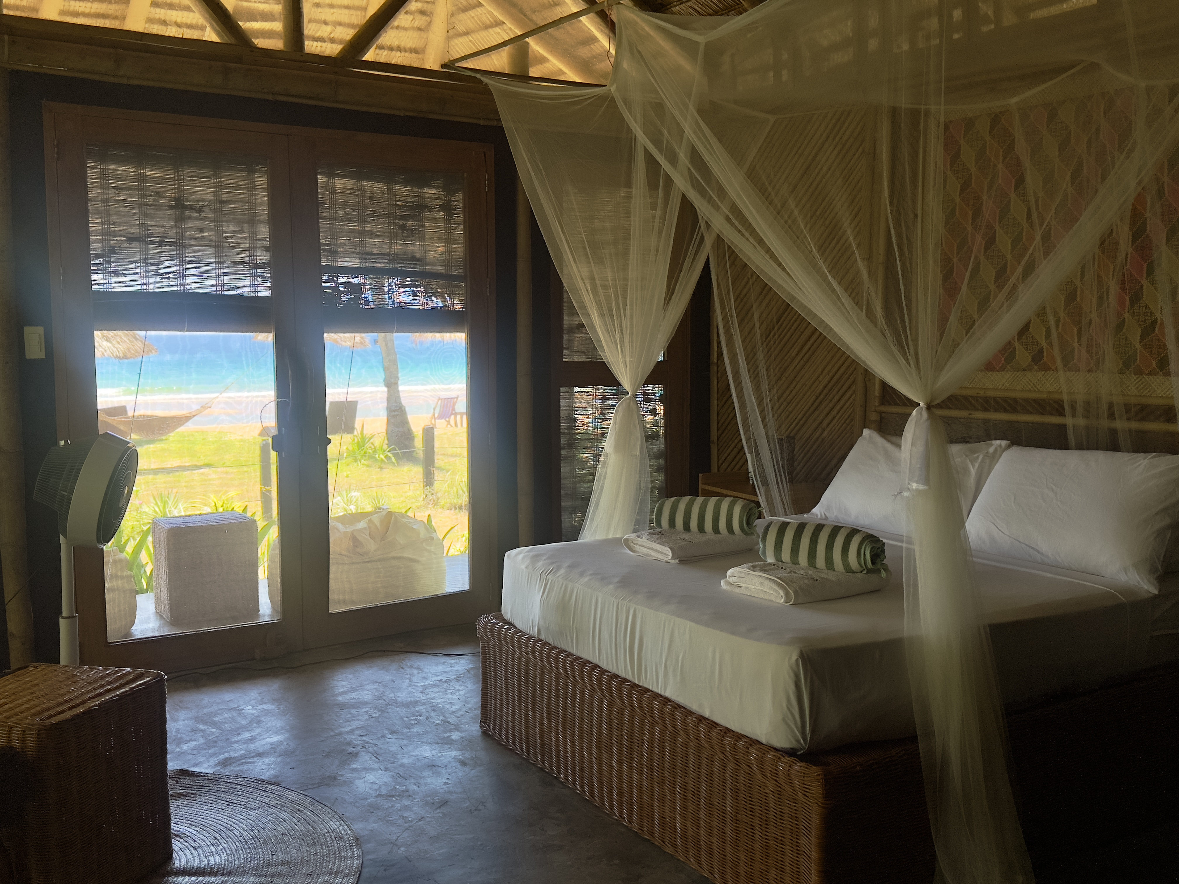 Seaview cabin images